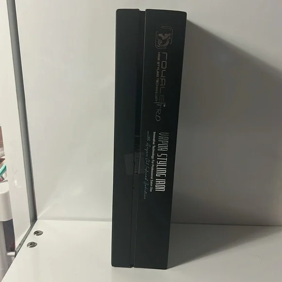 ROYALE Ceramic Tourmaline Vapor Styling Straightener with Argan Infusion Oil